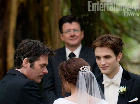 La saga Crepusculo Amanecer Parte I nuevas imagenes de la boda de Bella y Edward Noticias de cine SensaCine
